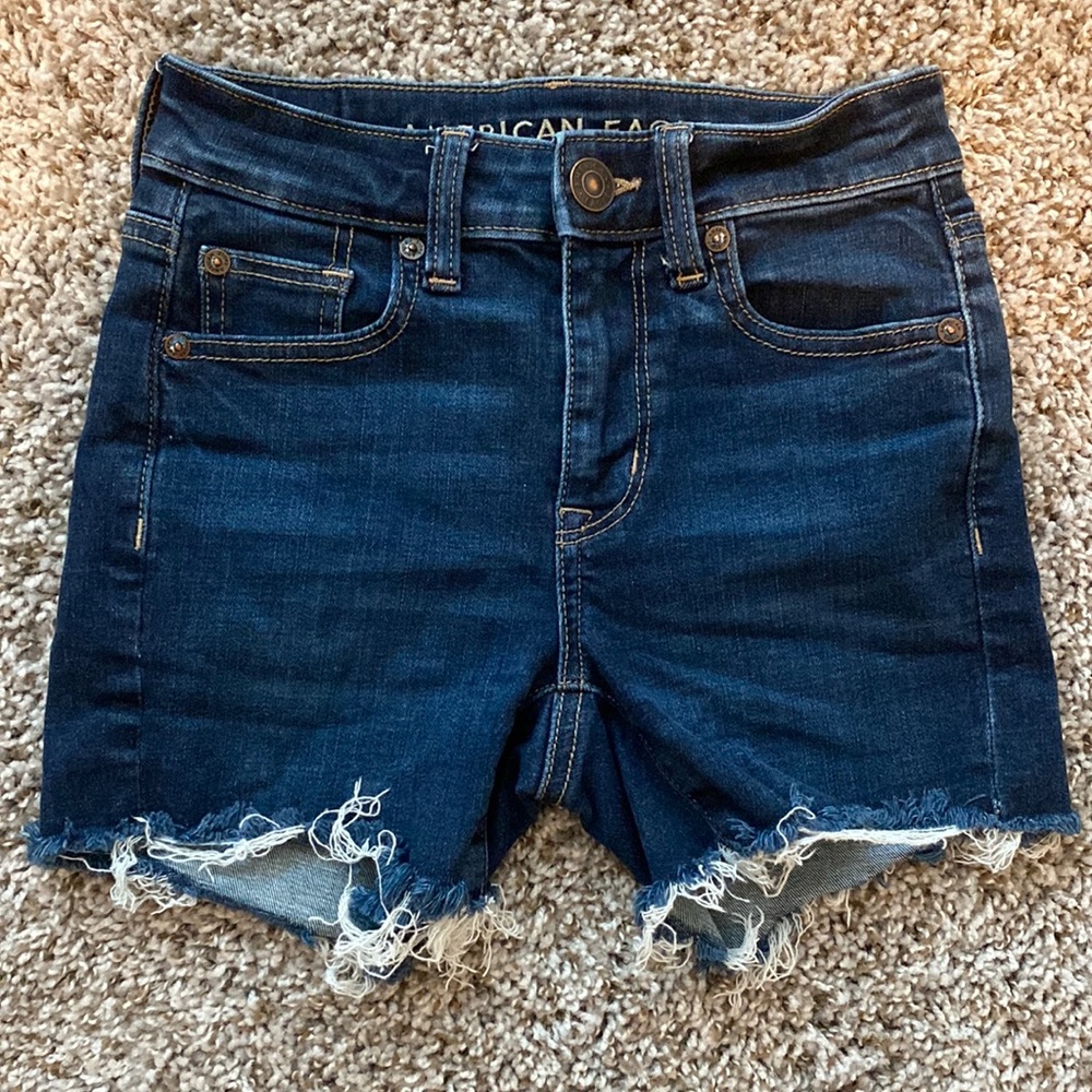 American Eagle Outfitters Hi-Rise Shortie shorts